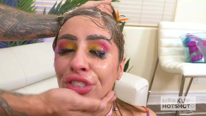 Hookup Hotshot: Slim Slut Tommy King Takes a Raw Anal Fuck Like...