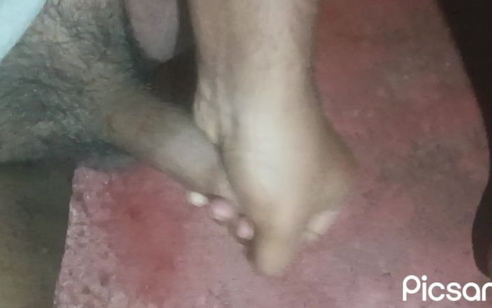 Indianboy4545: Indianos homens punheta gozando jogando pau grande indiano
