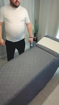 Quente tímida milf entrou para uma massagem de relaxamento, mas recebeu tratamento de buceta quente