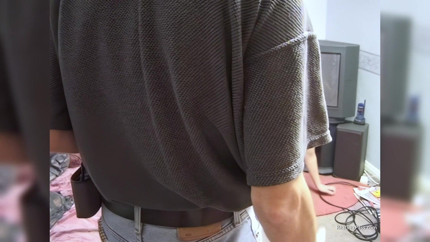 Lisa Shows Her Hairy Bush Before Her First Ever XXX Photoshoot (Real Sex Pass)