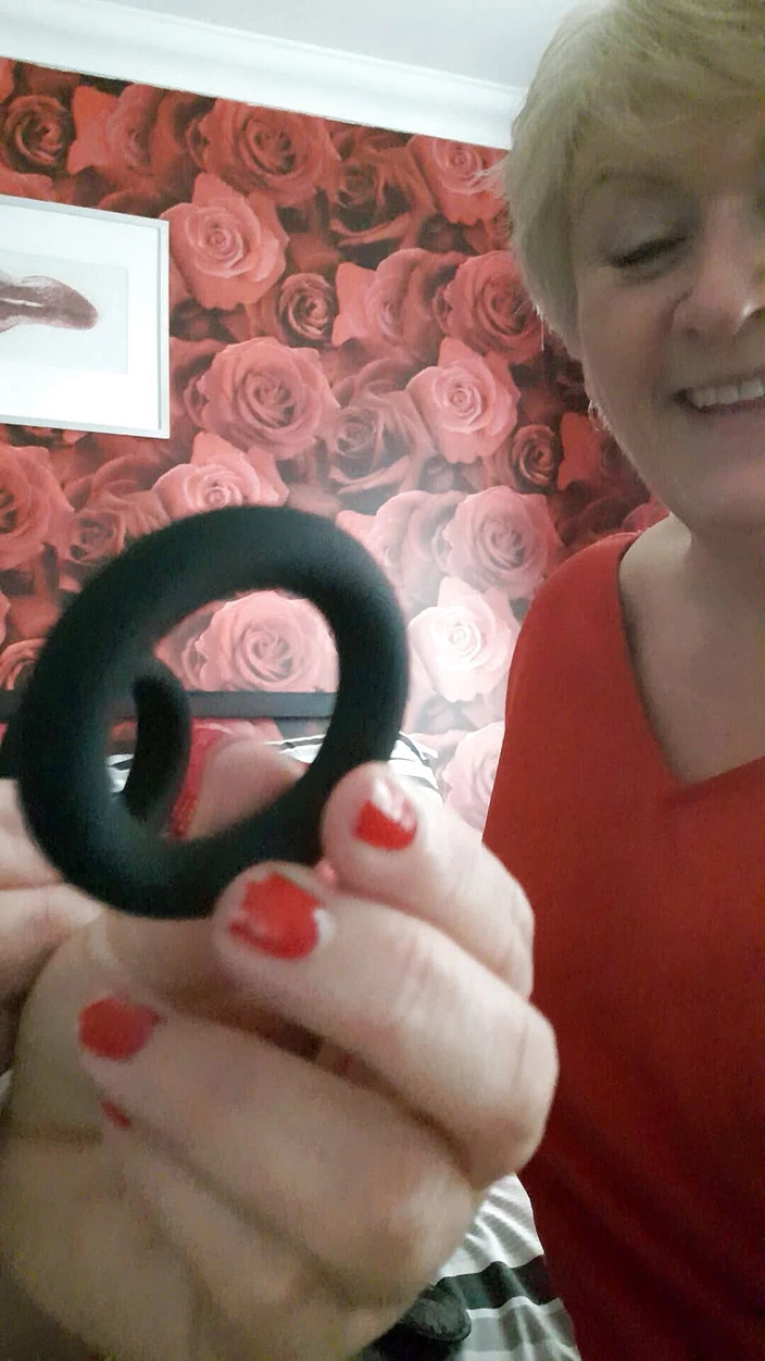 Uk Joolz: Mistress Susan &amp; Joolz ridicule his micro penis