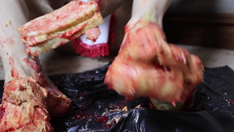 Gianna: Арахисовое масло, желе и фут-фетиш-фантазия