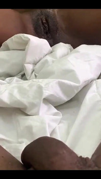 Chị kế Melanie hứng tình thổi kèn và bị Niaja big dick xuất tinh khắp người