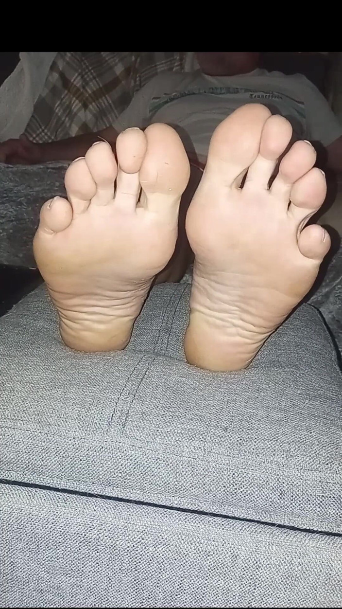 Midsouth Foot Fetish: J’exhibe mes pieds