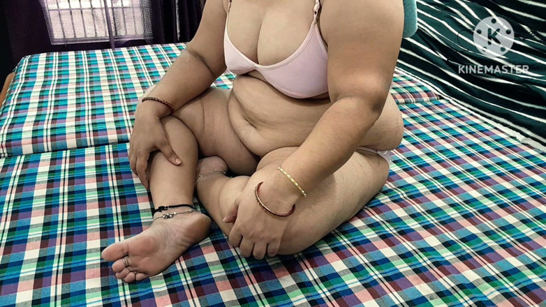 Salmaan001: Indian Village Bhabhi Hard Fuck in Hindi Audio
