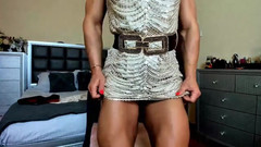 Alesyamuscledoll: Bere jen špičku dovnitř