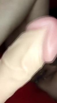 Cel mai bun futai de picioare din toate timpuri cu un vibrator care ejaculează!