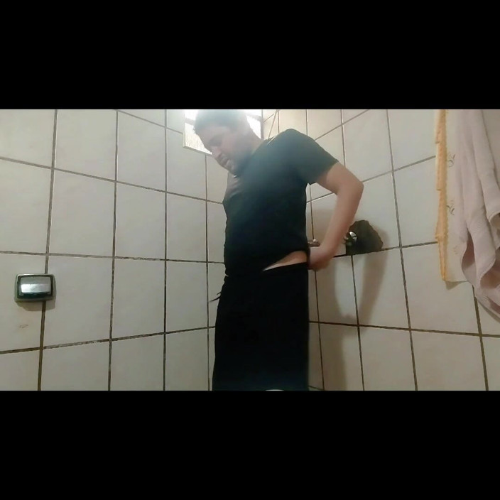 Marcosninfo: I Took a Shower with My Friend and Almost Got...
