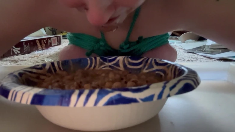 Hot potato girl: Humiliating Dinner Time