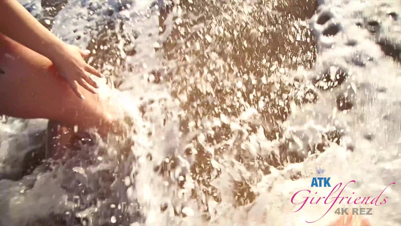 ATK Fans (Girlfriends): Liburan virtual di hawaii sama lacey channing bagian 2
