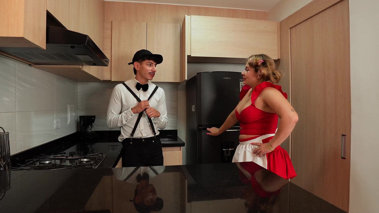 estebangamboa: मैं डोना फ्लोरिंडा को एक चुरो देता हूं और मेरा दूध निगल लेता है