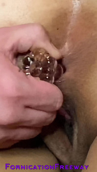 Massaging Jade’s Butthole Before Fucking Her Ass - Fornicationfreeway