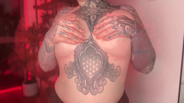 Miss Valentina: Goon Fuel