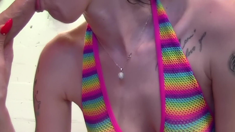 Fickparty: Give me more cocks!