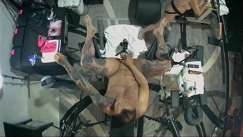 There is no safeword: Strap on Stories - Diikat &amp; Siap -ditambat &amp; dibuat untuk pancutan mani 25 sudut...