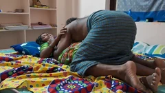 देसी शरारती पत्नी साड़ी से