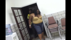 The Africans: 바이런과 그의 큰 일