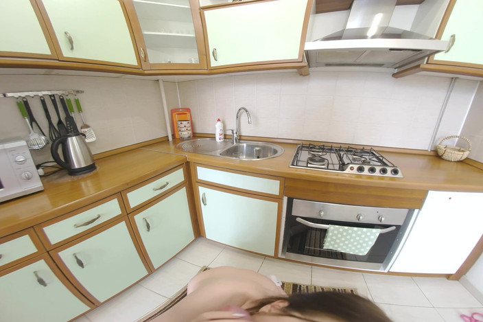 Suck Me VR: Alexa Mills Shows Her Lover How She Fingers Her Pussy...