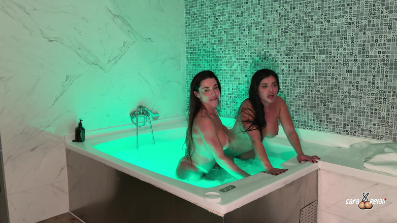 SARA RETALI: Jacuzzi untuk Rambut