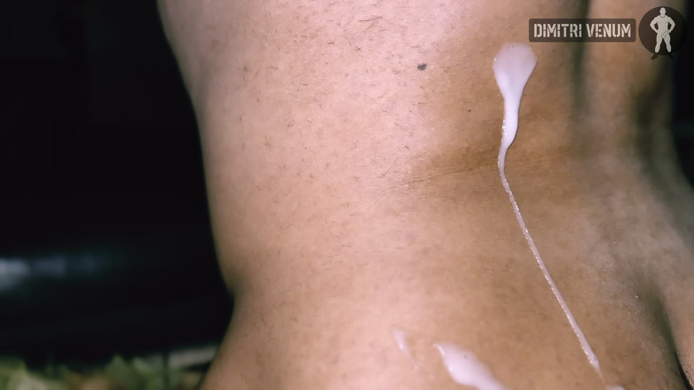 Dimitri Venum: Arka odalarda