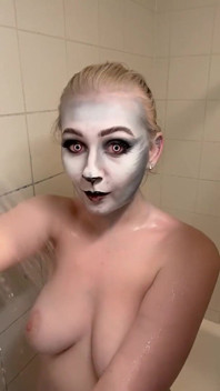 Loona wolf body paint removal & tit play cosplay