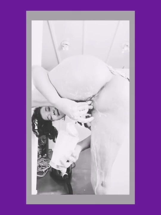 Sarah Fonteyna squirt compilation: Збуджена мачуха трахає пилосос