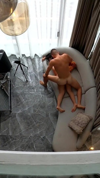 Sin cortar - recogiendo a una nena tailandesa caliente en la piscina - detrás de escena