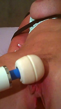 Dildo di vetro orgasmi hitachi per christina carter