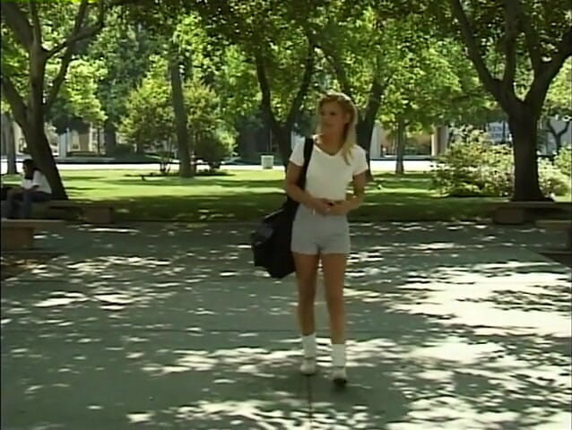 Heatwave Porn: Kelly The Coed, część 3