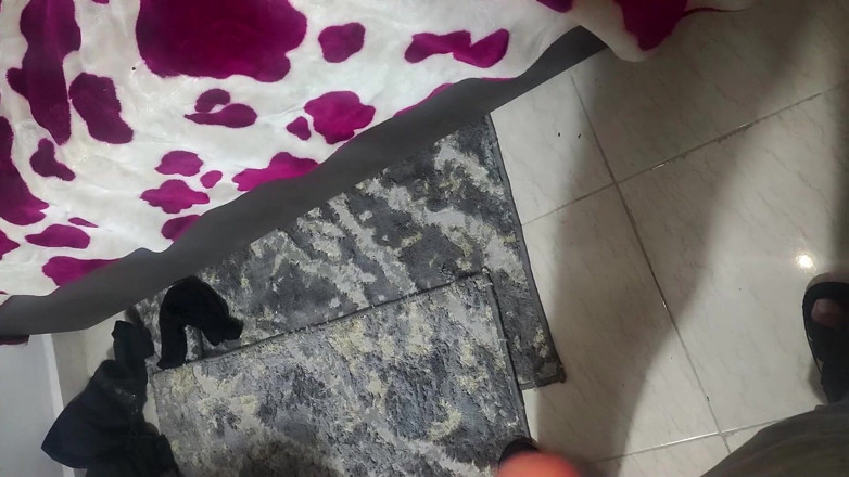 Arabic Bbw: Rogacz z Zatoki Perskiej filmuje swoją żonę z kierowcą, ruchając ją...