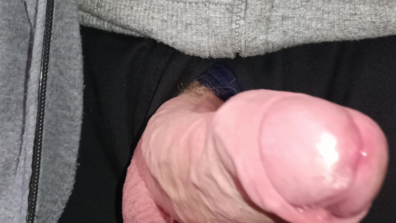 Rockardglans: Büyük sünnetsiz yarak büyüyor, mastürbasyon yapıyor, kenar yapıyor, boşalıyor