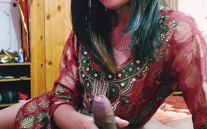 Bolly Karma: 欲情した熟女とのファック
