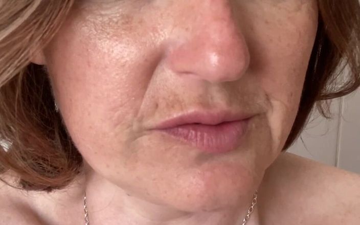MistressWriggler: The Best Smell in the World! Sniffing My Pussy Scented...