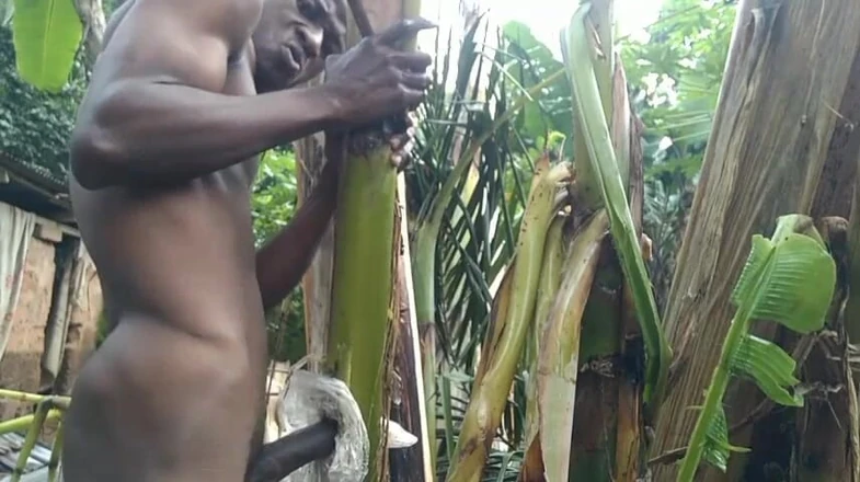 Bangcum8: Un homme tout seul dans la forêt et faire du...