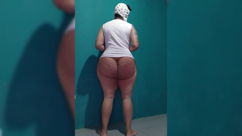 Sissy sapeca studio: Büyük götüm ve büyük penisim