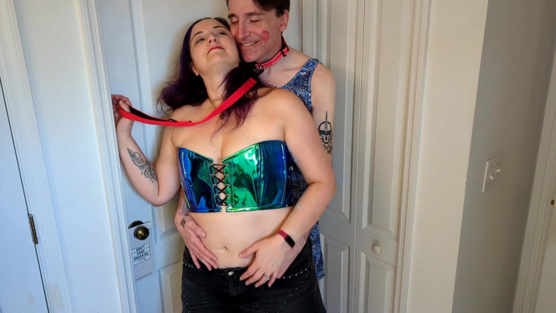 Always Fun No Pants: MiLF hotwife si lucchette e si veste cornuto prima della...