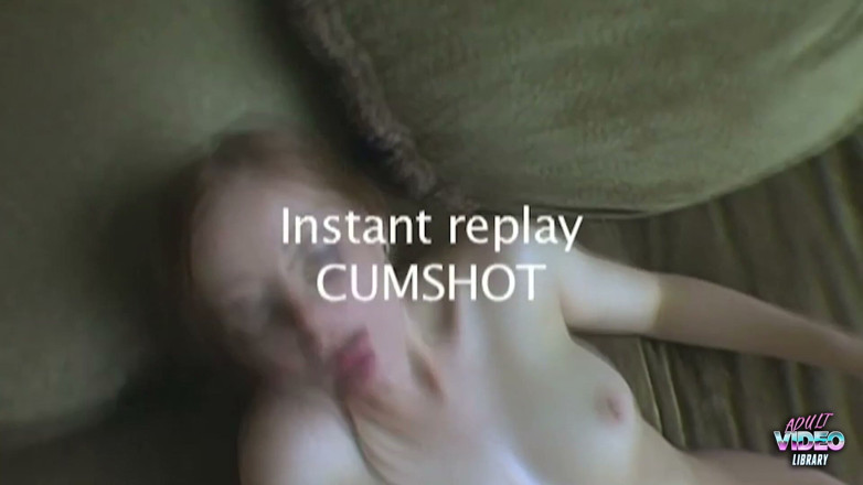 Adult Video Library: Punto di vista la bionda in giro sta tirando al...