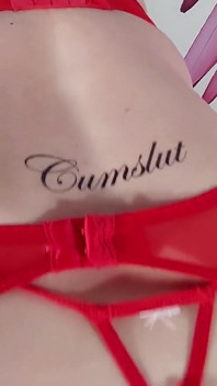Bunica germană are momente grozave și devine din ce în ce mai fierbinte și mai fierbinte!