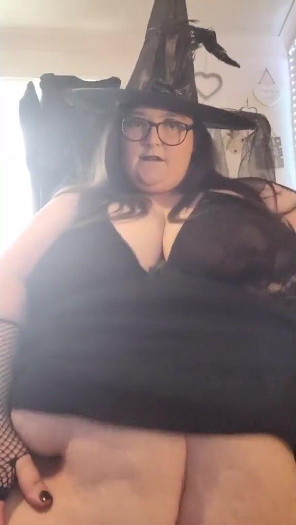 SSBBWLadyBrads: Riding your cock feels so good