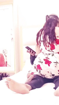 Hotwife Jaanvi ist bereit, alles mit ihrem chef für eine gehaltserhöhung zu tun