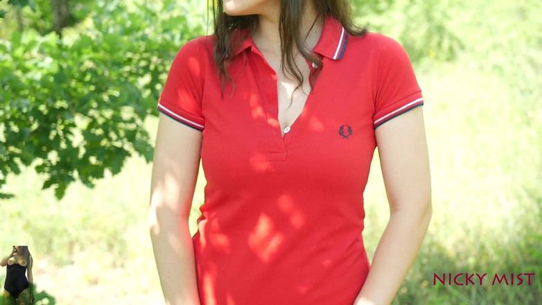 Nicky Mist: मैं आउटडोर में लंड निगलती और चूसती हूं