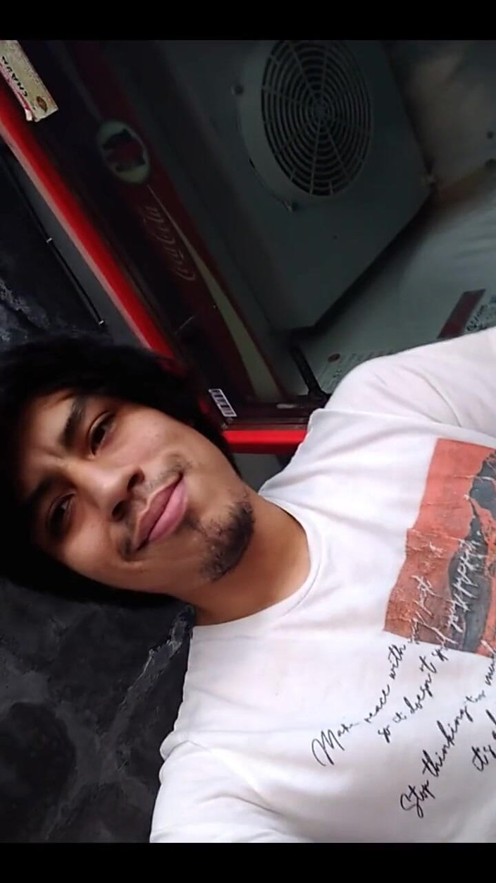 AlexAlejandro13: Jueves