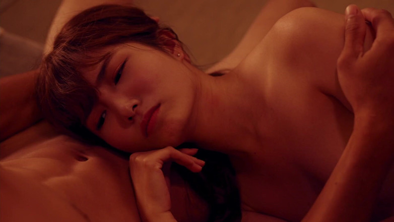 Asian Milfs n Teens: Chtivá čínská přítelkyně saje svého přítele - Perv Milfs n Teens