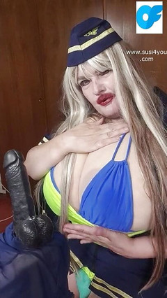 Susi4you: Susi spielt mit bbc-schwanz