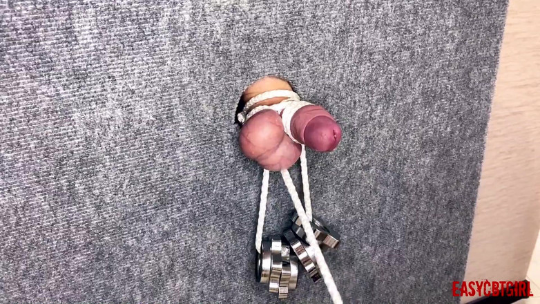 AnnyCandyPainboy: Mistress Tightly Tied the Slave's Cock and Balls by Hanging...