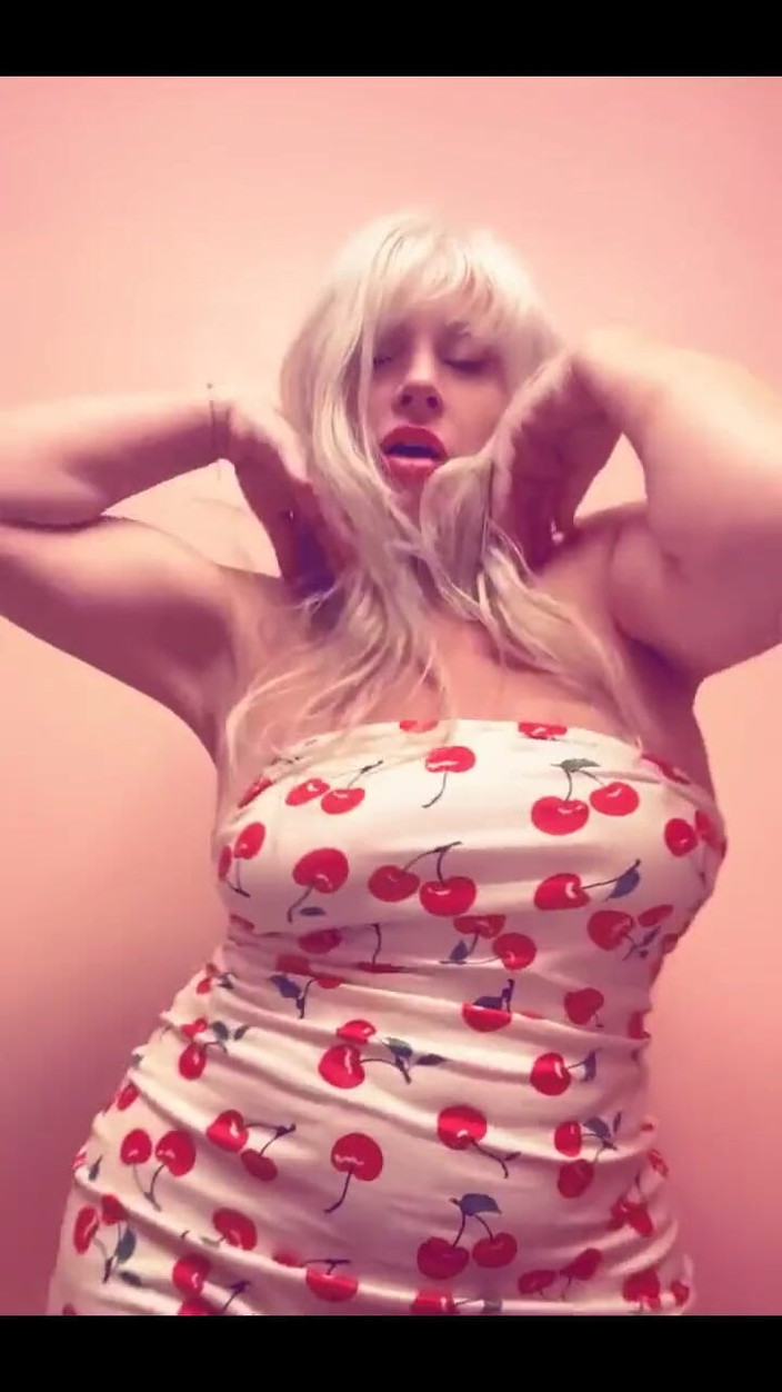 PaintedRose: Naughty Dancer