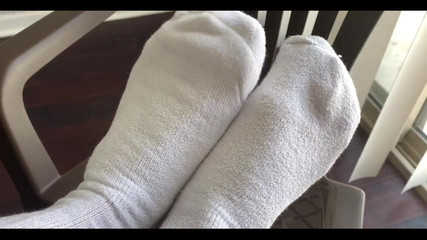 Jasons feet: Mi hanno chiesto di indossare calze atletiche da ginnastica e...