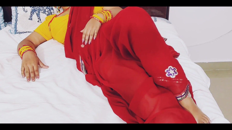 Hotty Jiya Sharmaa: 美丽的哥与秘密情人发生性关系！与清晰的印地语音频