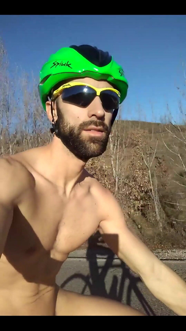 Do You Like Cycling? (Zeus Ray)