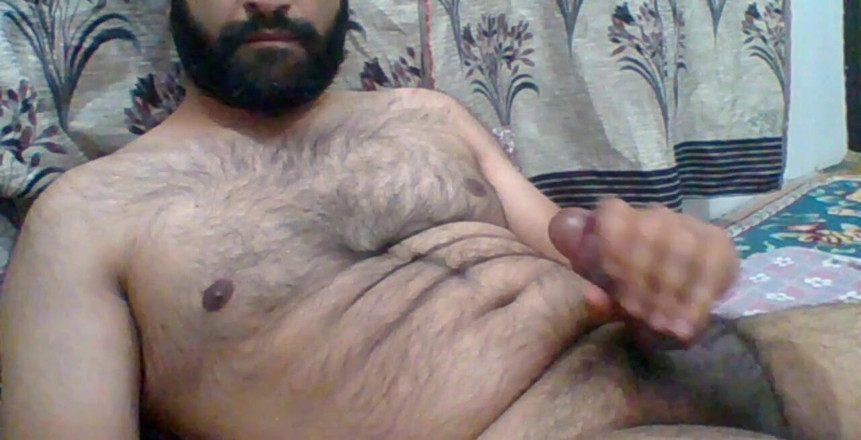 BibearXXX: Bibearxxx yarak sıvazlıyor